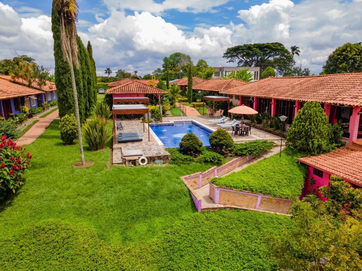 Hotel Campestre Solar De La Luna Albania  Kültér fotó